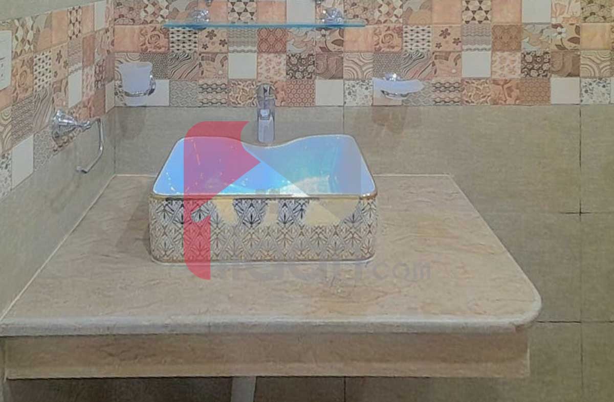 8 Marla House for Sale in Block D, Phase 2, Bahria Orchard, Lahore