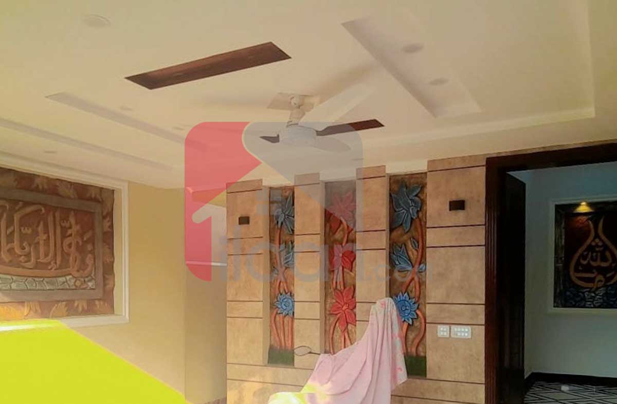 8 Marla House for Sale in Block D, Phase 2, Bahria Orchard, Lahore