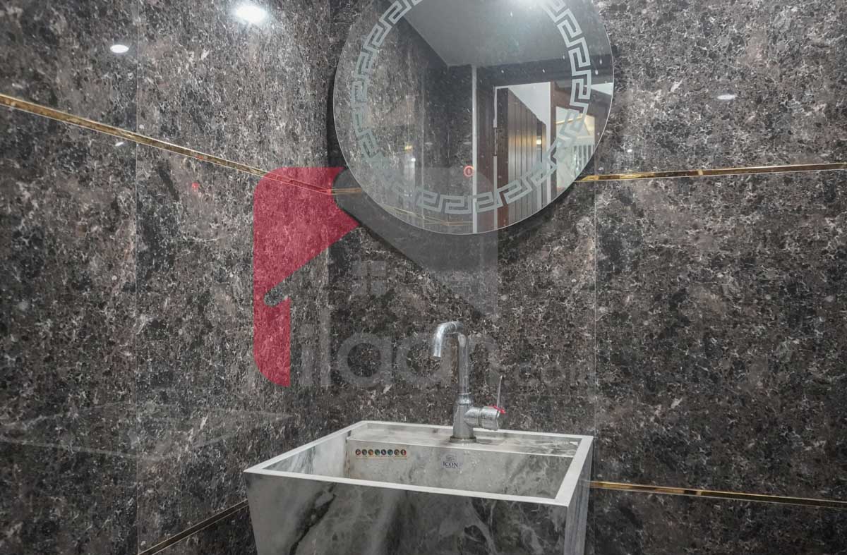 10 Marla House for Sale in Block C, Faisal Town, Lahore