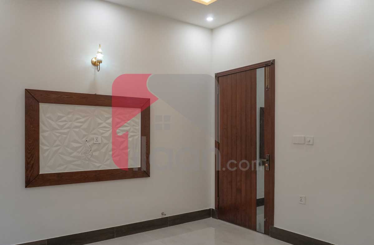 10 Marla House for Sale in Block C, Faisal Town, Lahore