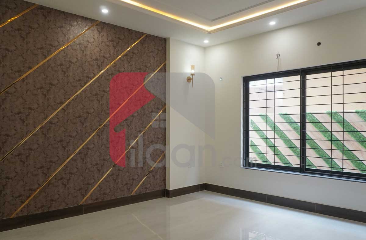 10 Marla House for Sale in Block C, Faisal Town, Lahore