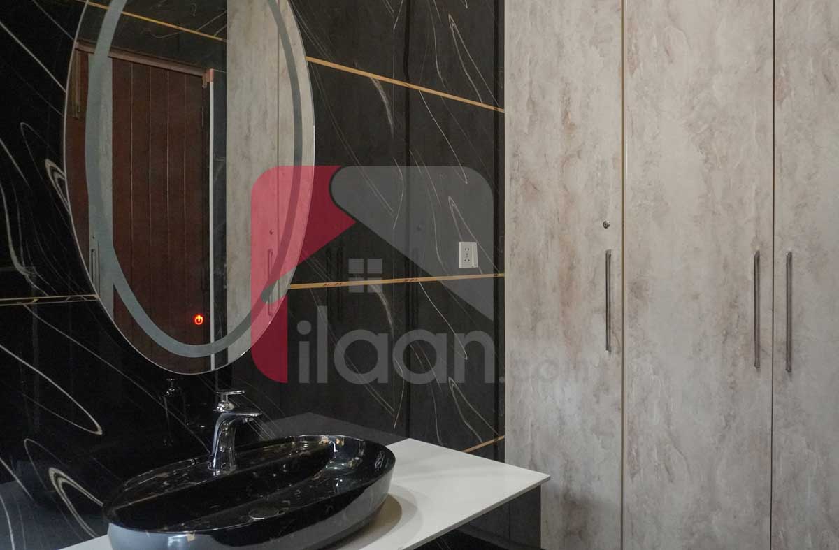 10 Marla House for Sale in Block C, Faisal Town, Lahore