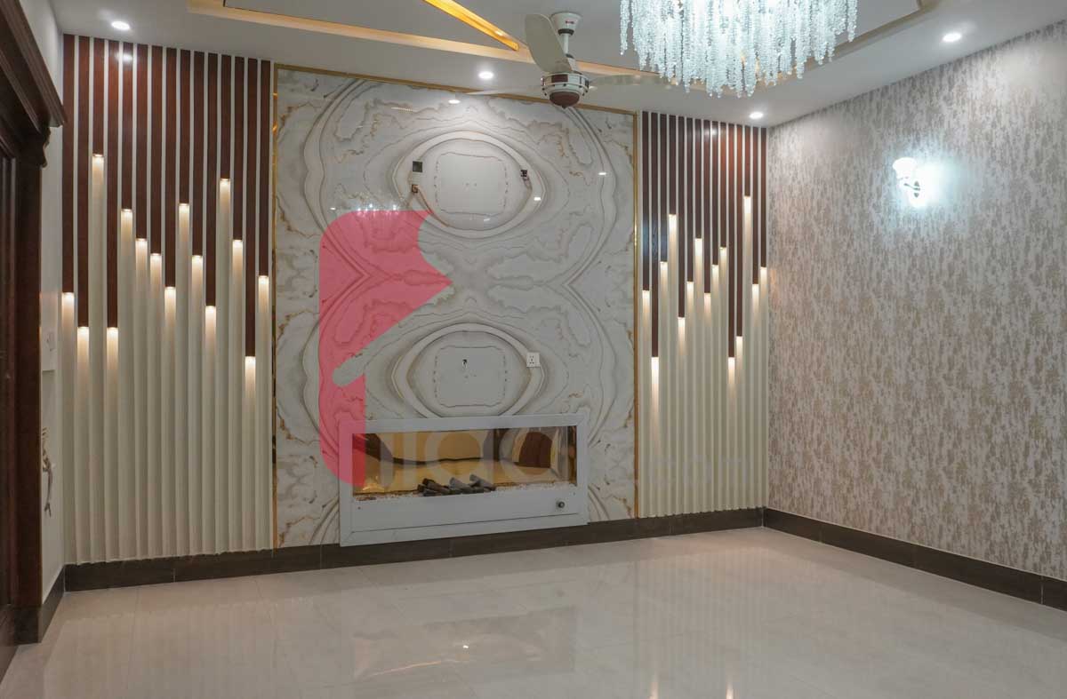 10 Marla House for Sale in Block C, Faisal Town, Lahore