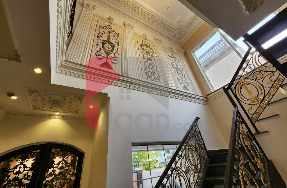 1 Kanal House for Sale in Block P, Phase 7, DHA Lahore