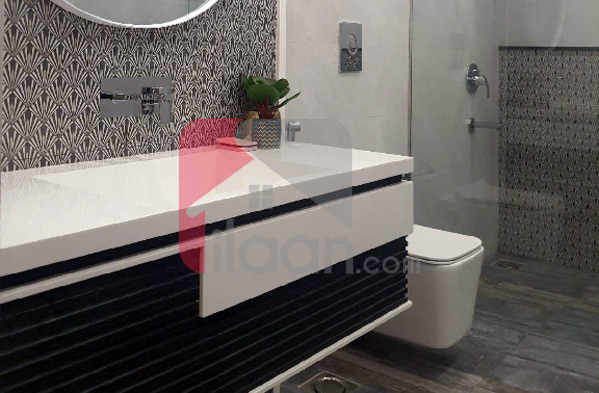 1 Kanal House for Sale in Block R, Phase 7, DHA Lahore 