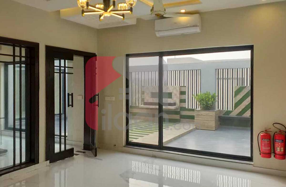 1 Kanal House for Sale in Block R, Phase 7, DHA Lahore 