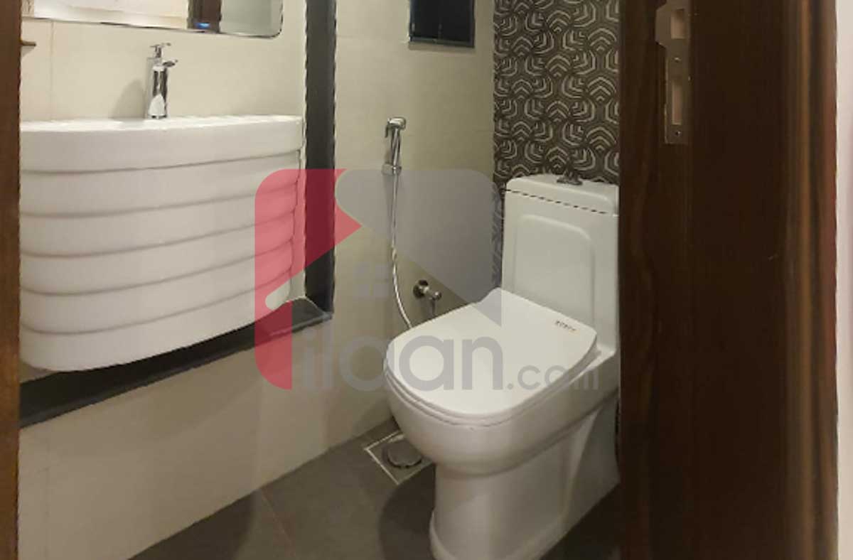1 Kanal House for Sale in Block R, Phase 7, DHA Lahore 