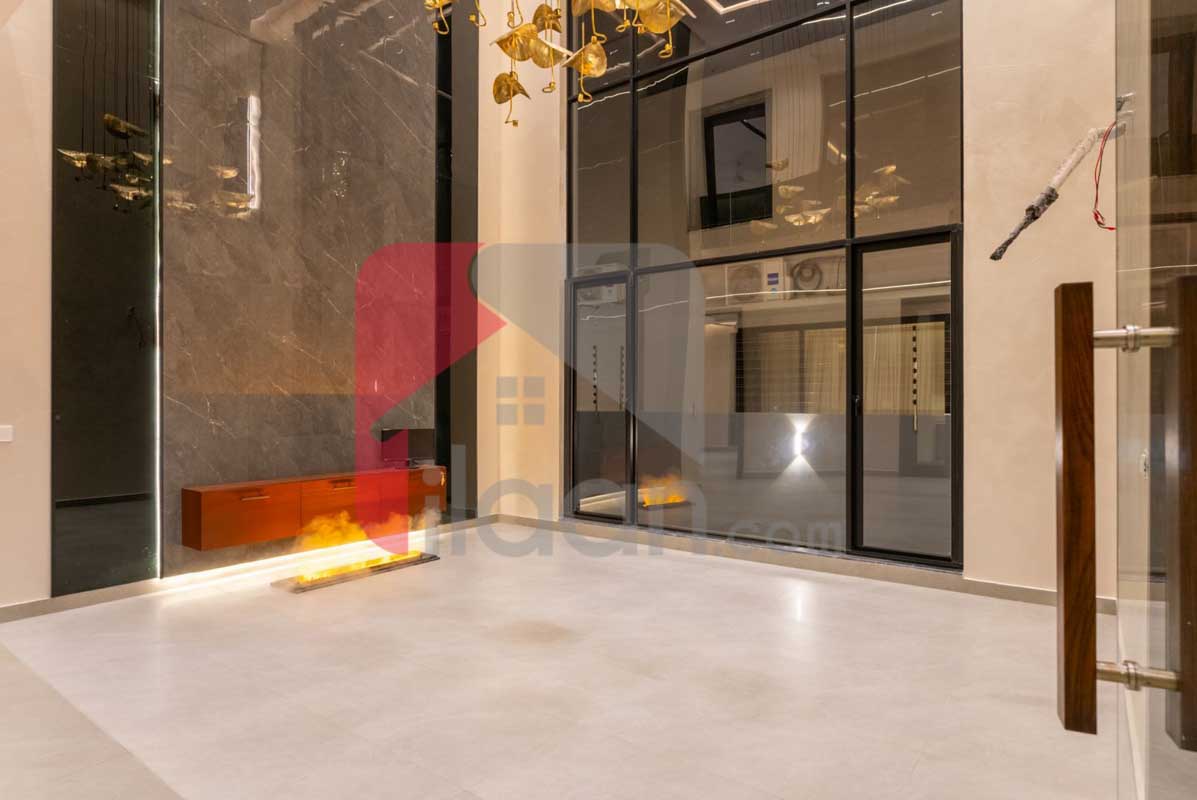 1 Kanal House for Sale in Phase 7, DHA Lahore 