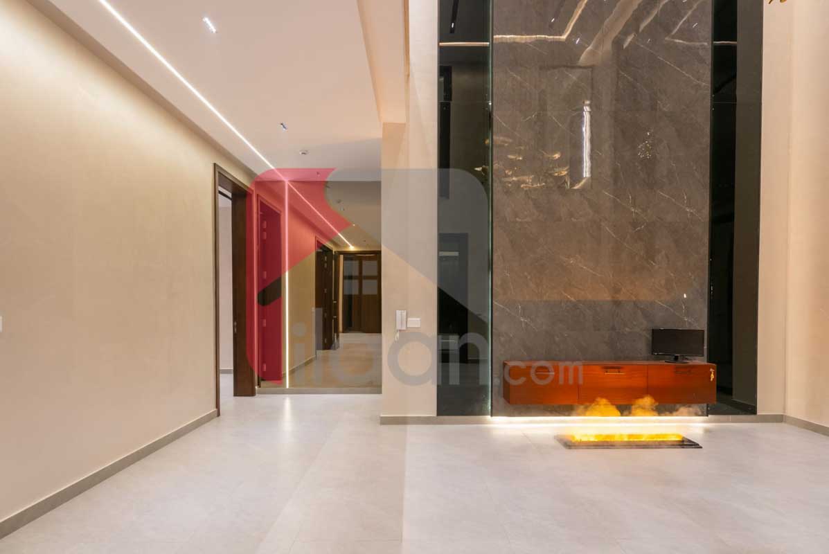 1 Kanal House for Sale in Phase 7, DHA Lahore 
