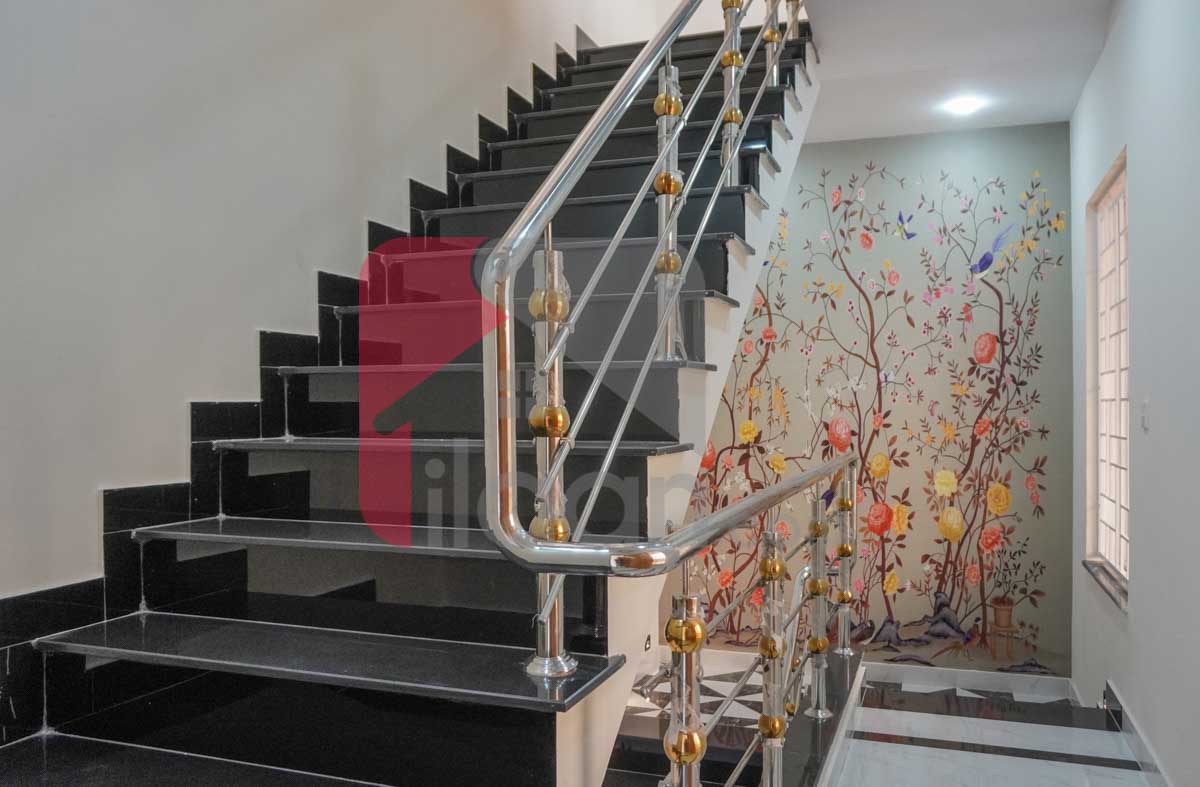 15 Marla House for Sale in Architects Engineers Housing Society, Lahore