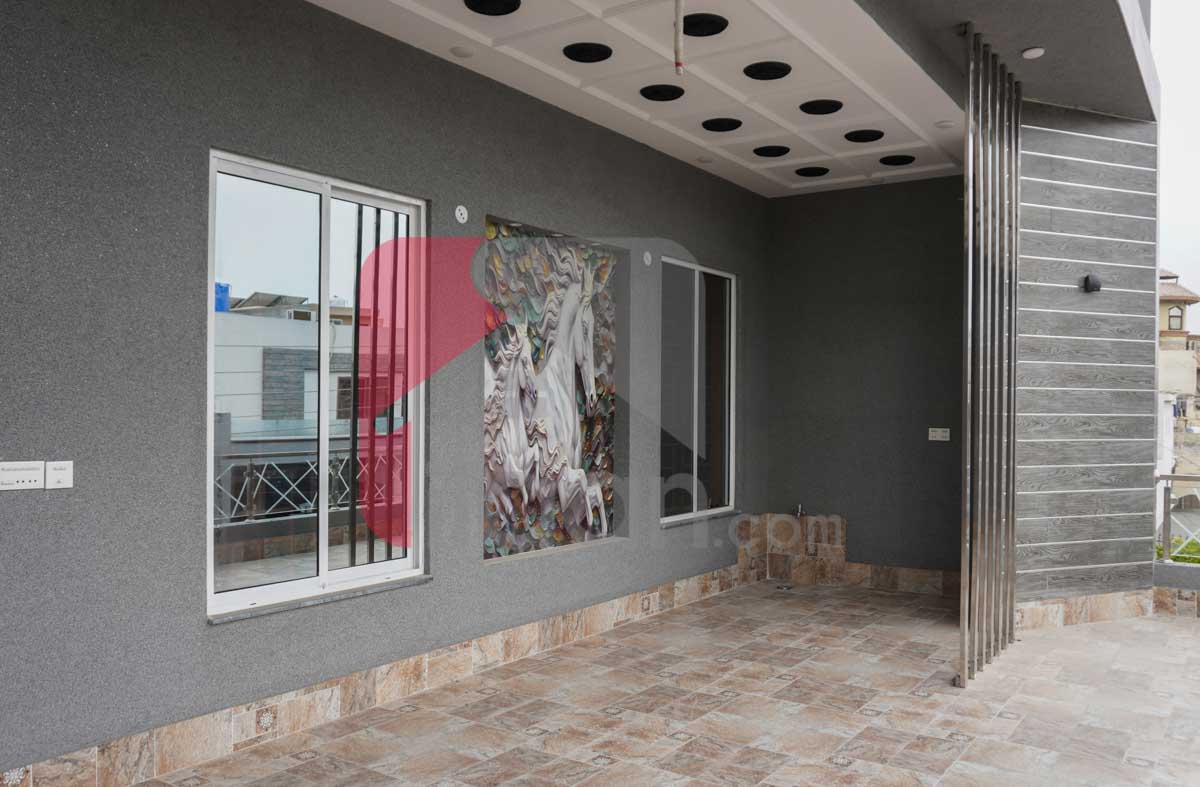 15 Marla House for Sale in Architects Engineers Housing Society, Lahore