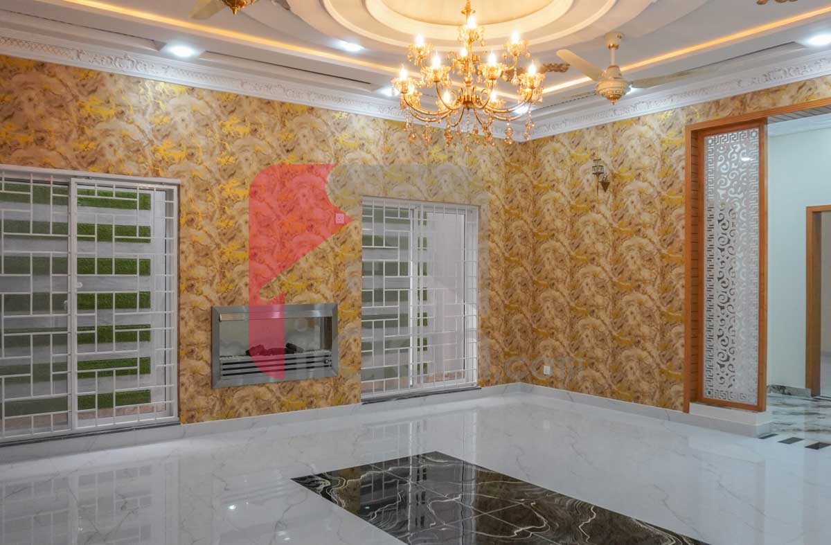 15 Marla House for Sale in Architects Engineers Housing Society, Lahore