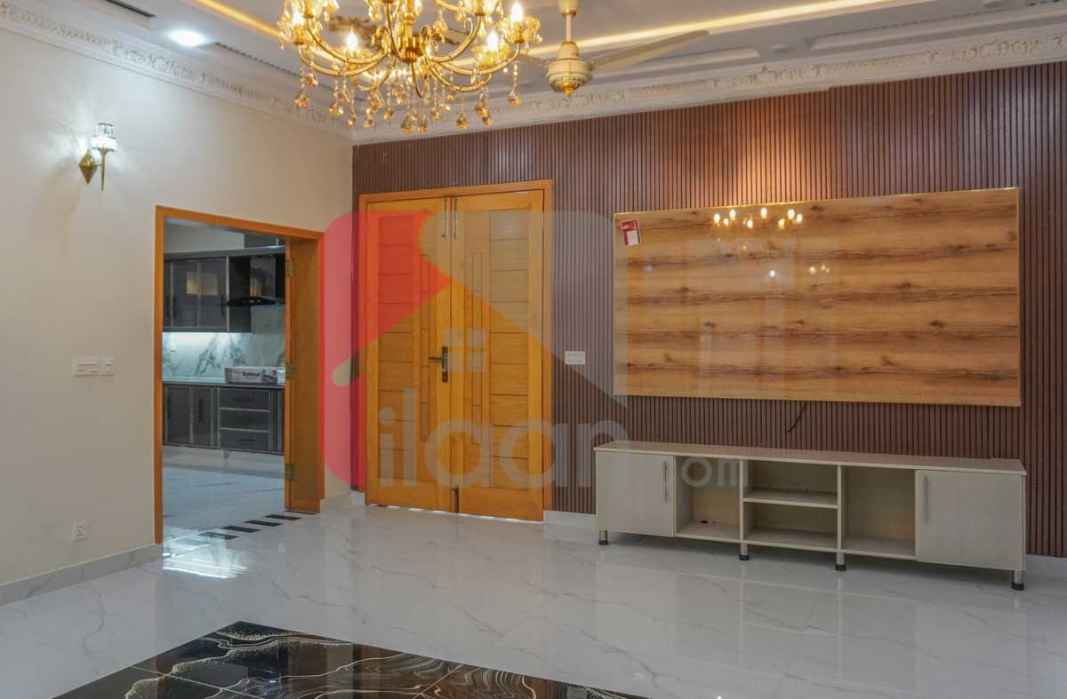 15 Marla House for Sale in Architects Engineers Housing Society, Lahore