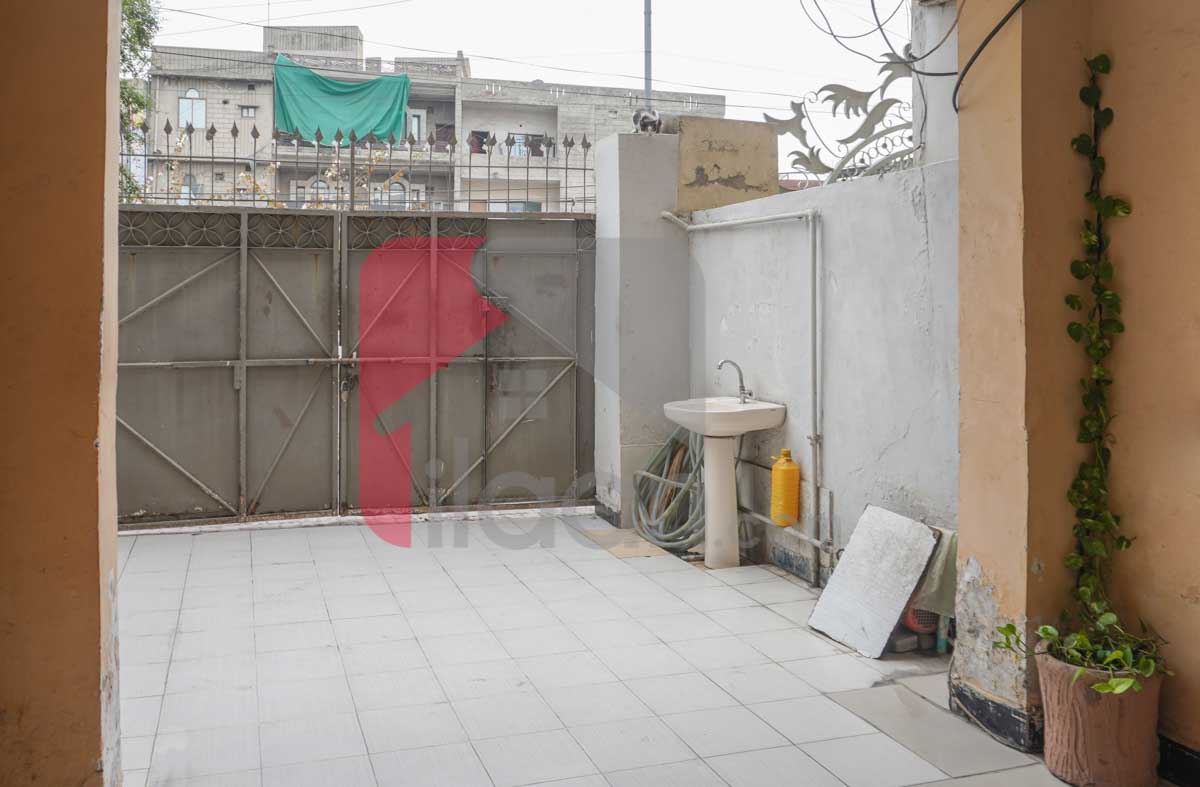 10 Marla House for Sale in Kamran Block, Allama Iqbal Town, Lahore