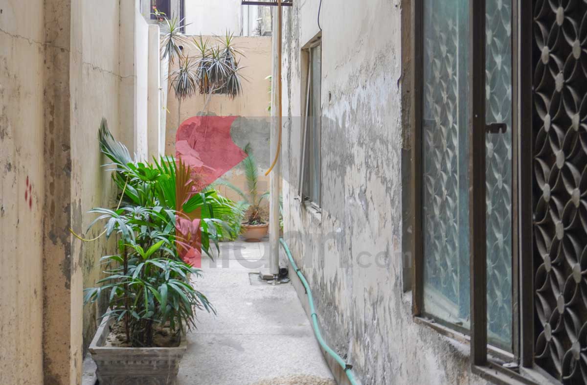 10 Marla House for Sale in Kamran Block, Allama Iqbal Town, Lahore