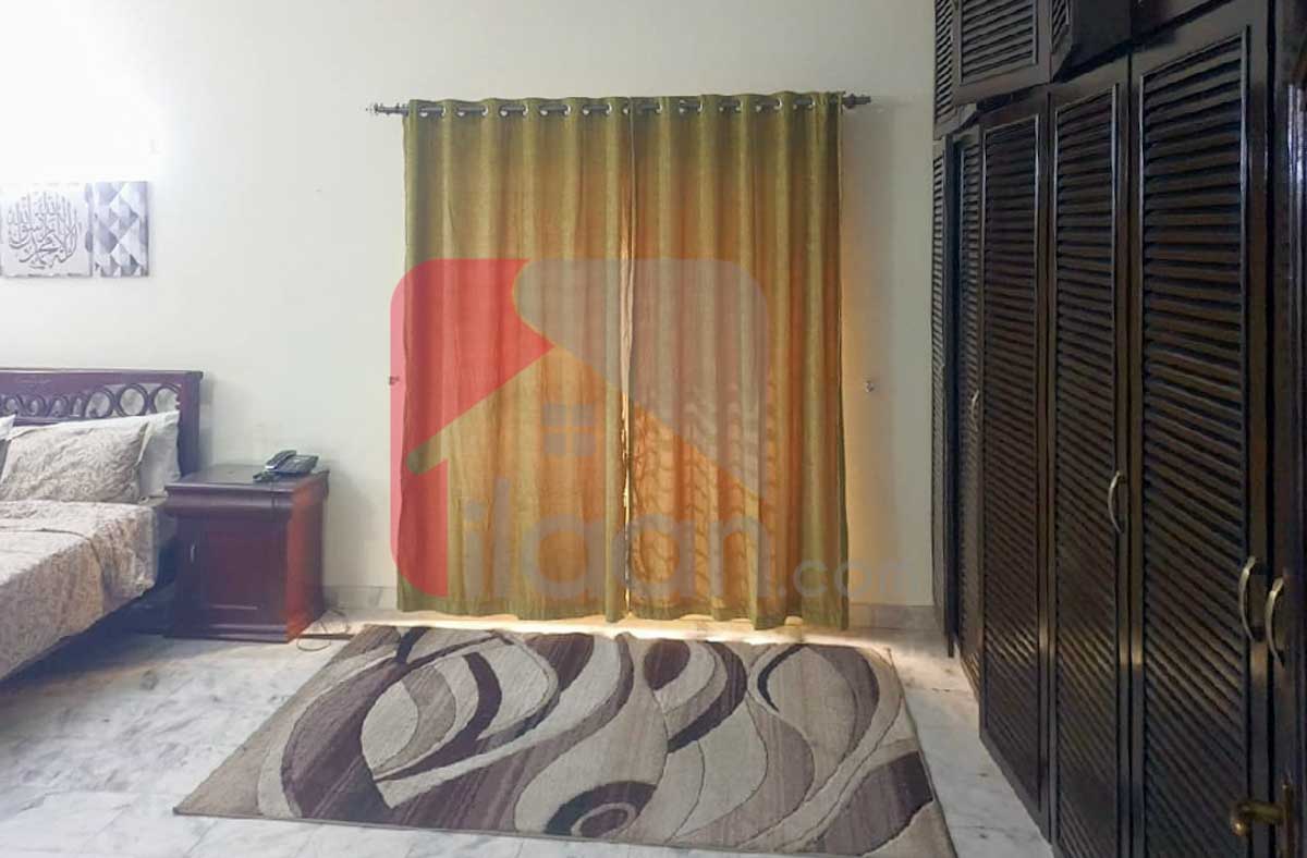 1 Kanal House for Rent in Phase 4, DHA Lahore (Furnished)) 