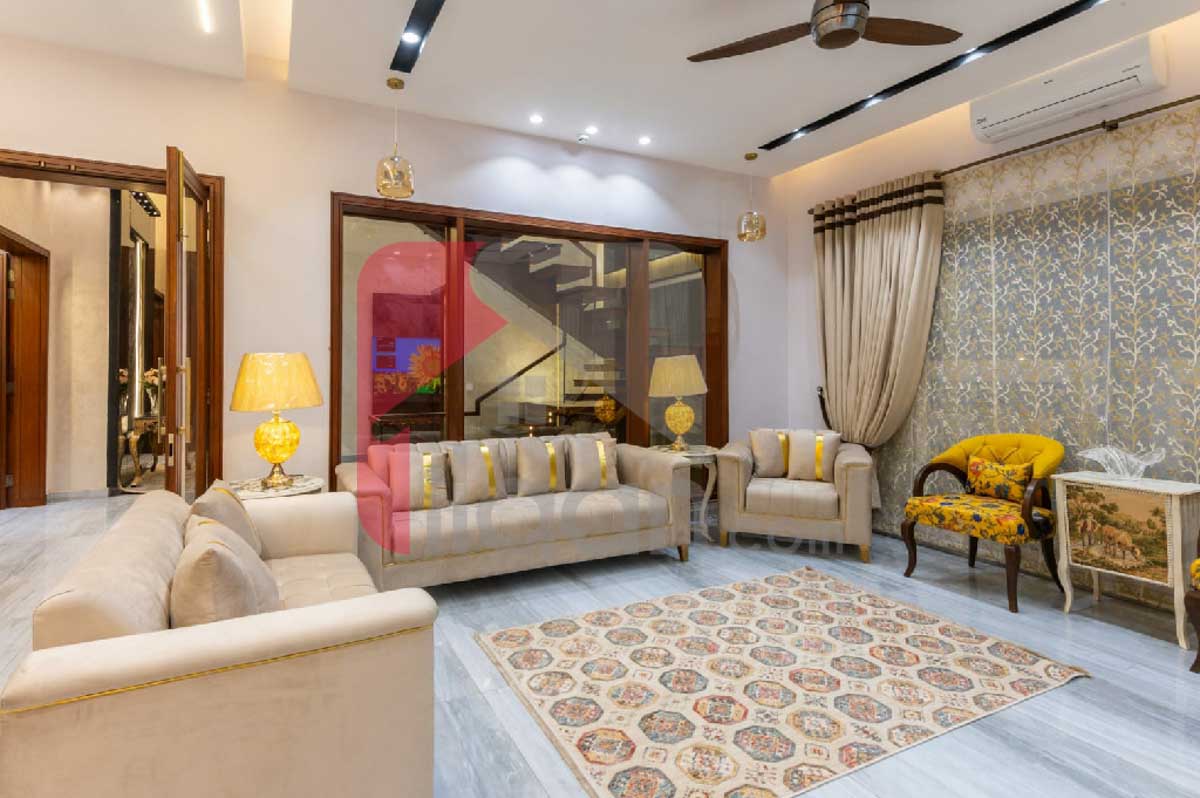 1 Kanal House for Sale in Block T, Phase 7, DHA Lahore