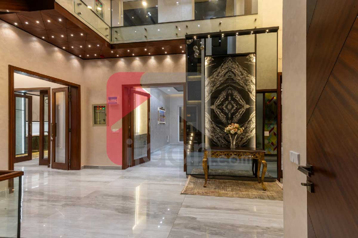 1 Kanal House for Sale in Block T, Phase 7, DHA Lahore
