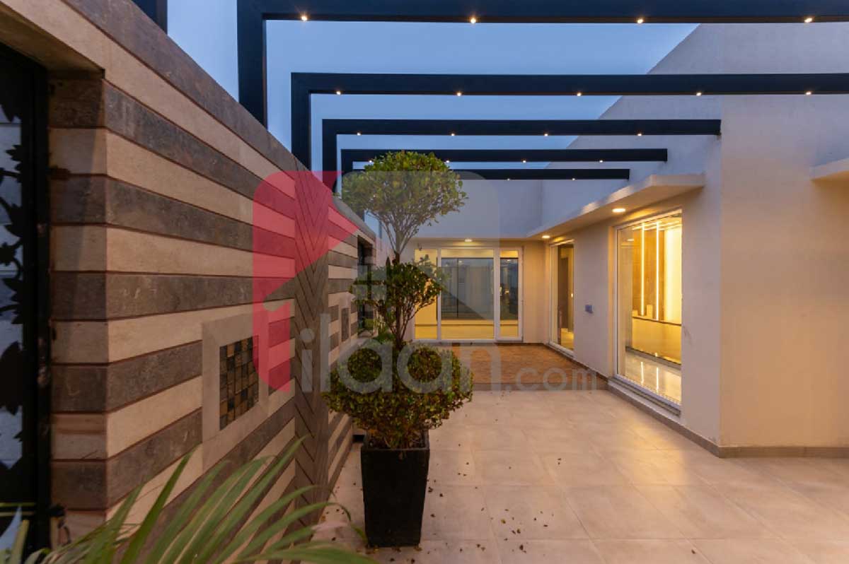 1 Kanal House for Sale in Block T, Phase 7, DHA Lahore