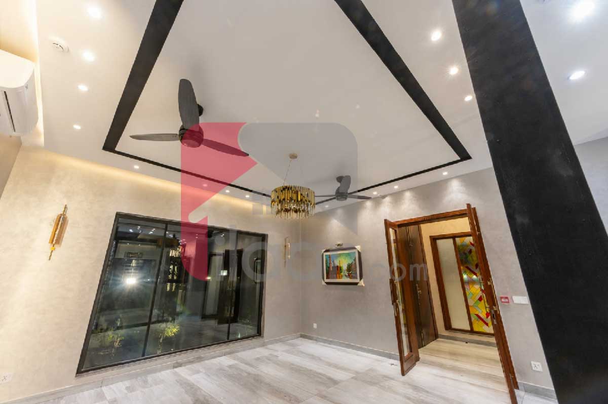 1 Kanal House for Sale in Block T, Phase 7, DHA Lahore