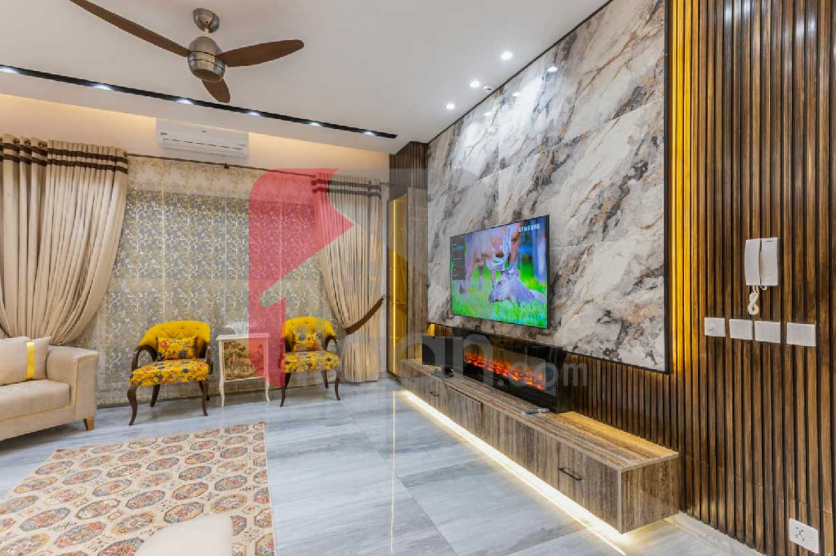1 Kanal House for Sale in Block T, Phase 7, DHA Lahore