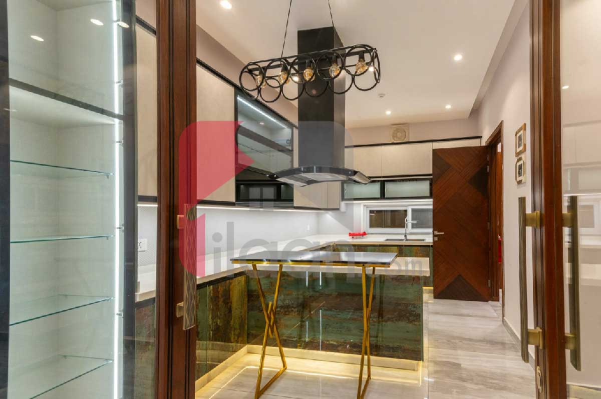 1 Kanal House for Sale in Block T, Phase 7, DHA Lahore