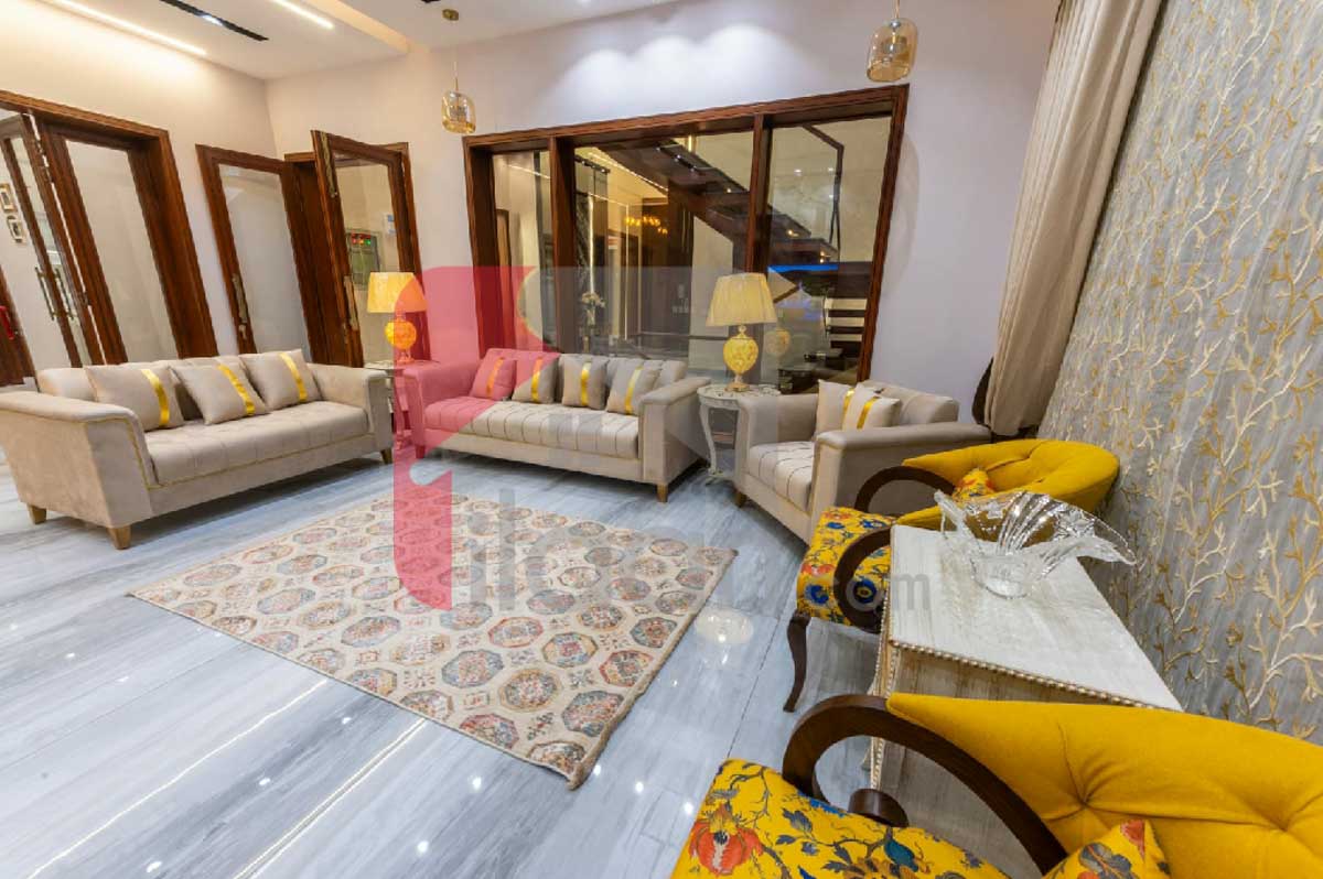 1 Kanal House for Sale in Block T, Phase 7, DHA Lahore