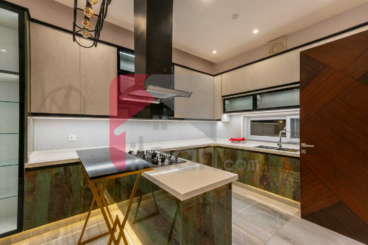 1 Kanal House for Sale in Block T, Phase 7, DHA Lahore