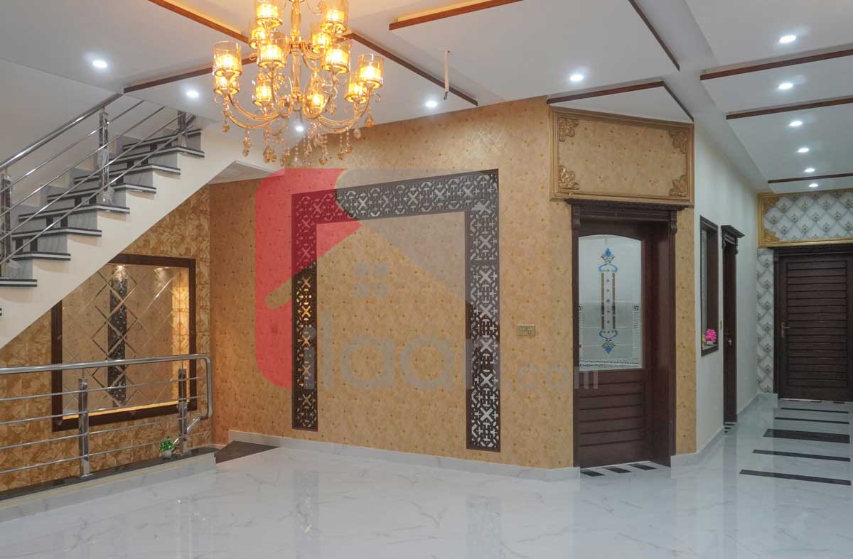 10 Marla House for Sale in Block F2, Phase 1, Johar Town, Lahore