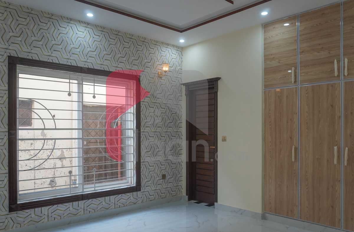 10 Marla House for Sale in Block F2, Phase 1, Johar Town, Lahore