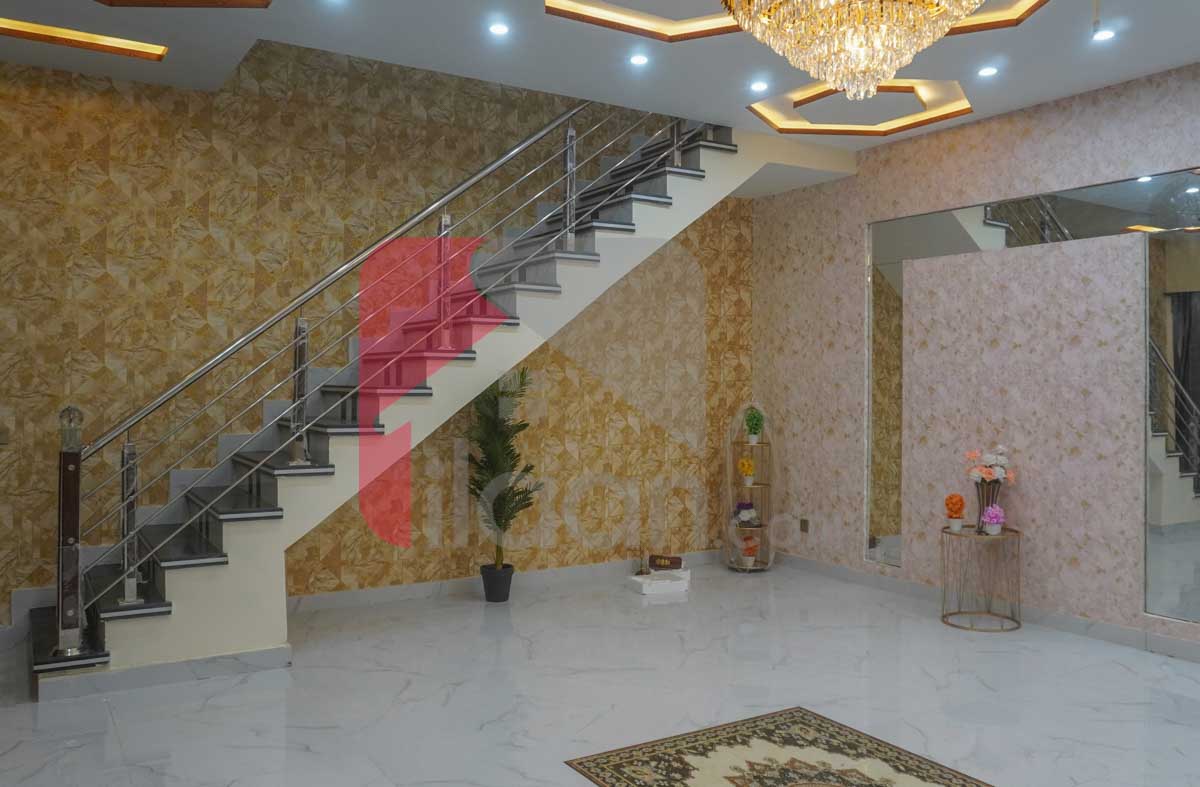 10 Marla House for Sale in Block F2, Phase 1, Johar Town, Lahore