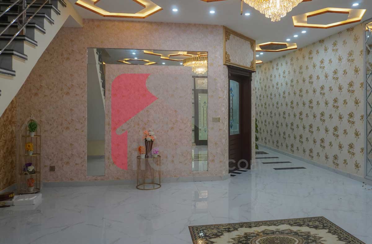10 Marla House for Sale in Block F2, Phase 1, Johar Town, Lahore