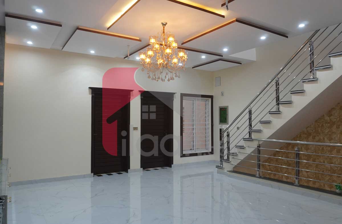 10 Marla House for Sale in Block F2, Phase 1, Johar Town, Lahore