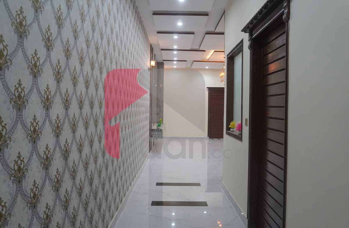 10 Marla House for Sale in Block F2, Phase 1, Johar Town, Lahore