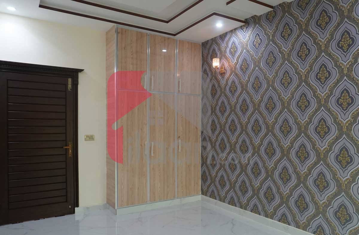 10 Marla House for Sale in Block F2, Phase 1, Johar Town, Lahore
