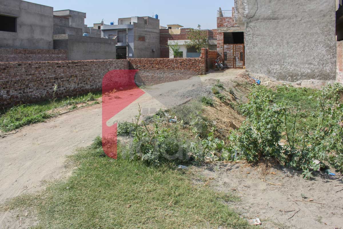 2 Marla Commercial Plot for Sale in Elite Town, Lahore