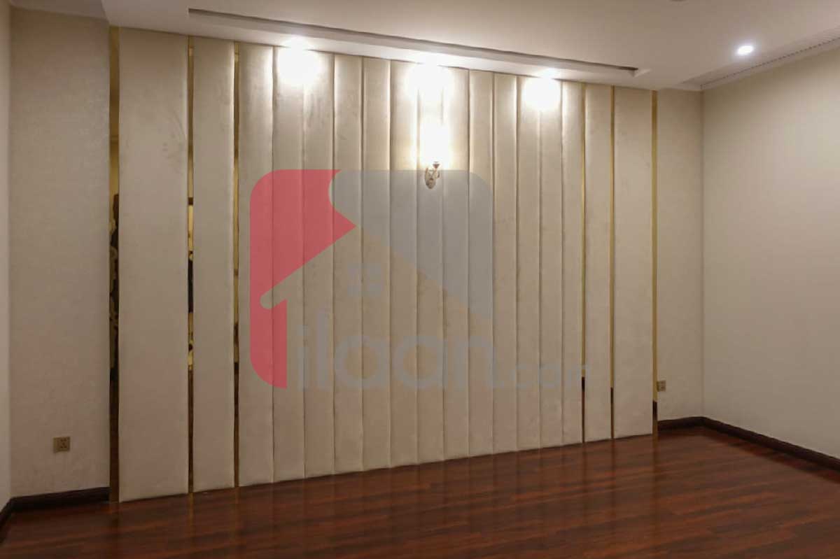 1 Kanal House for Sale in Block U, Phase 7, DHA Lahore