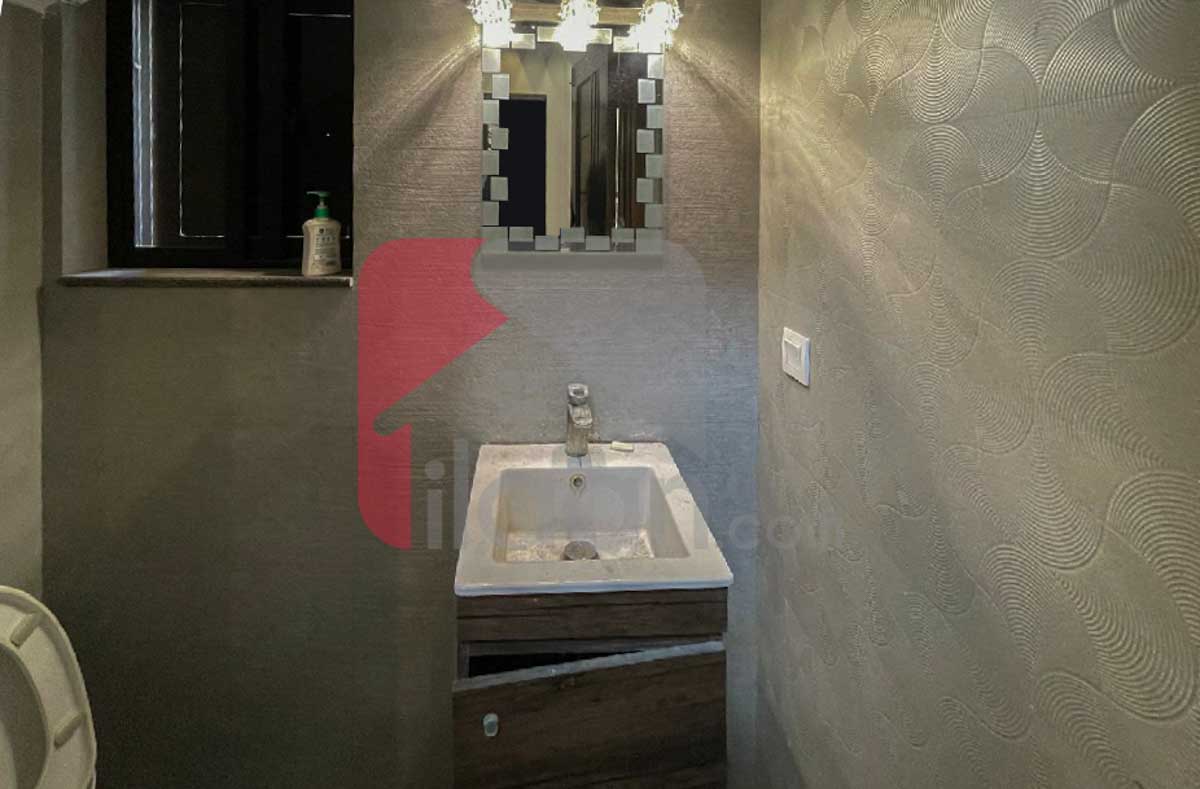 10 Marla House for Sale in Block D, Phase 6, DHA Lahore