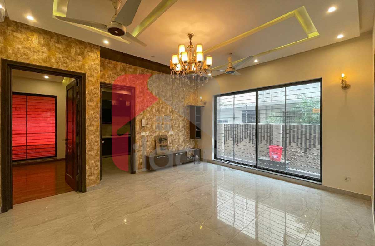 10 Marla House for Sale in Block D, Phase 6, DHA Lahore