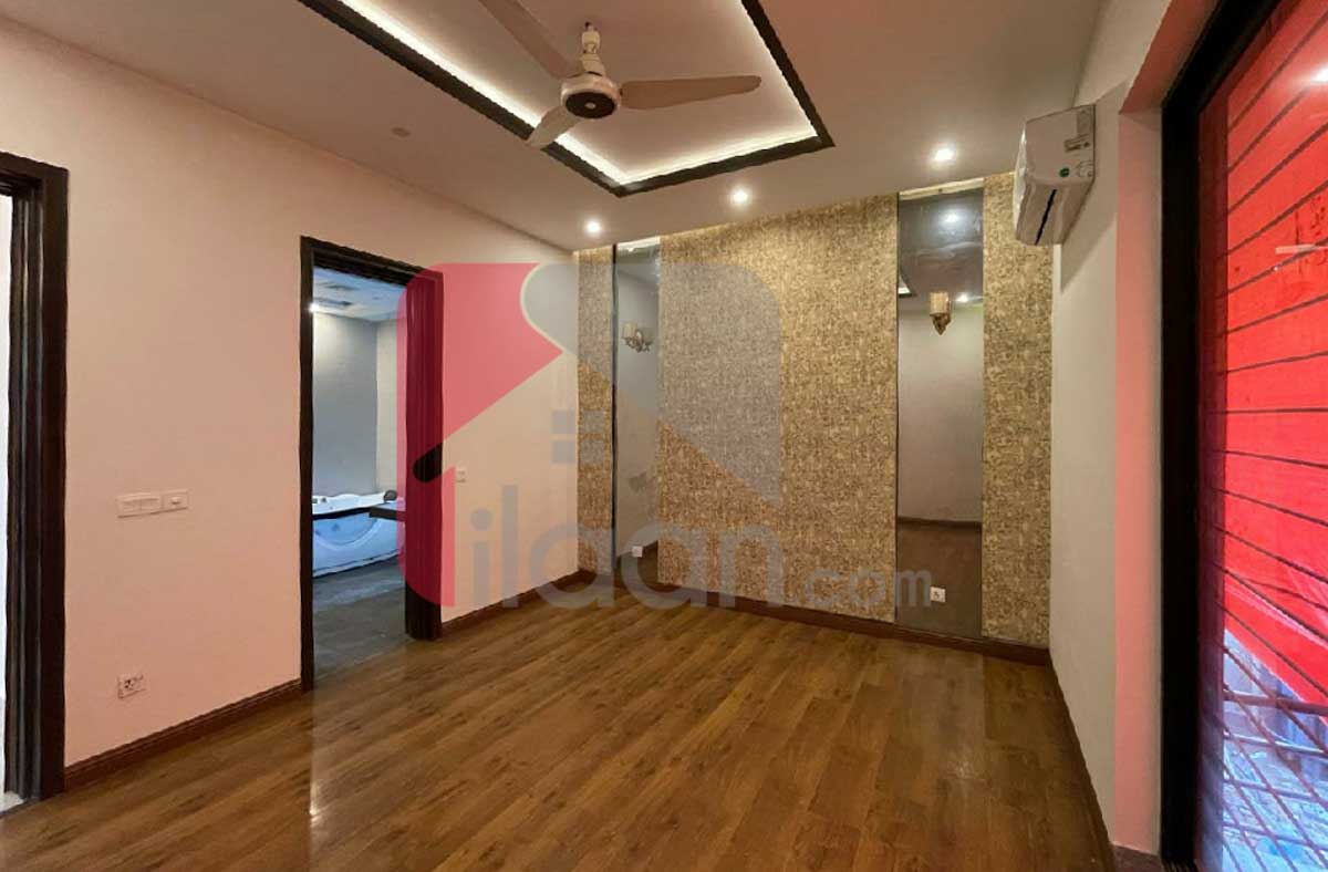 10 Marla House for Sale in Block D, Phase 6, DHA Lahore