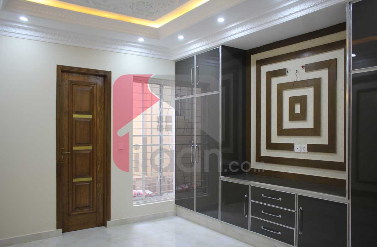 1 Kanal House for Sale in Block L, Phase 2, Al Rehman Garden, Lahore