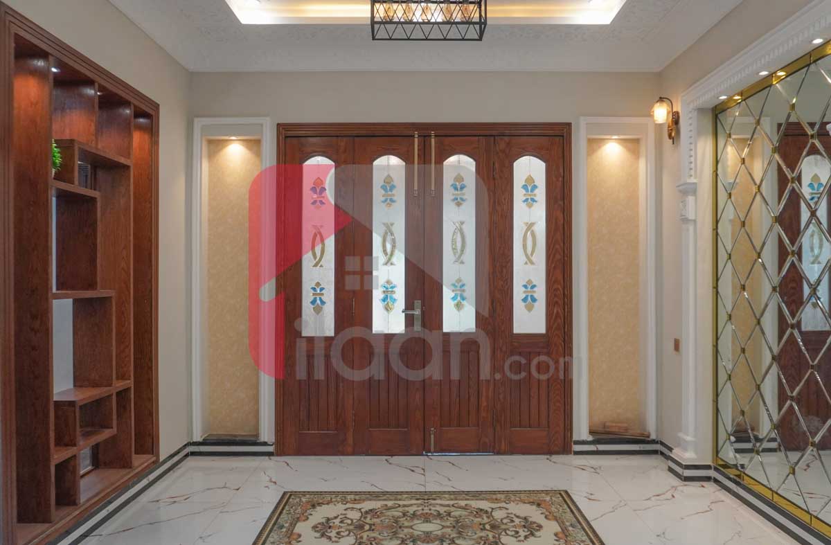 12 Marla House for Sale in Block F2, Phase 1, Johar Town, Lahore