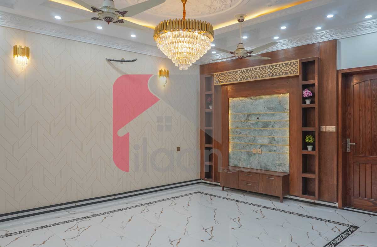 12 Marla House for Sale in Block F2, Phase 1, Johar Town, Lahore