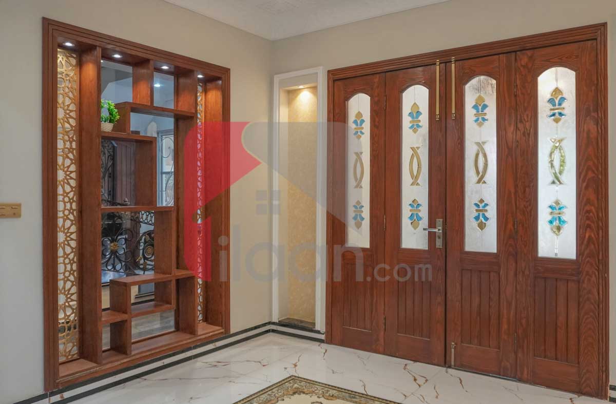 12 Marla House for Sale in Block F2, Phase 1, Johar Town, Lahore