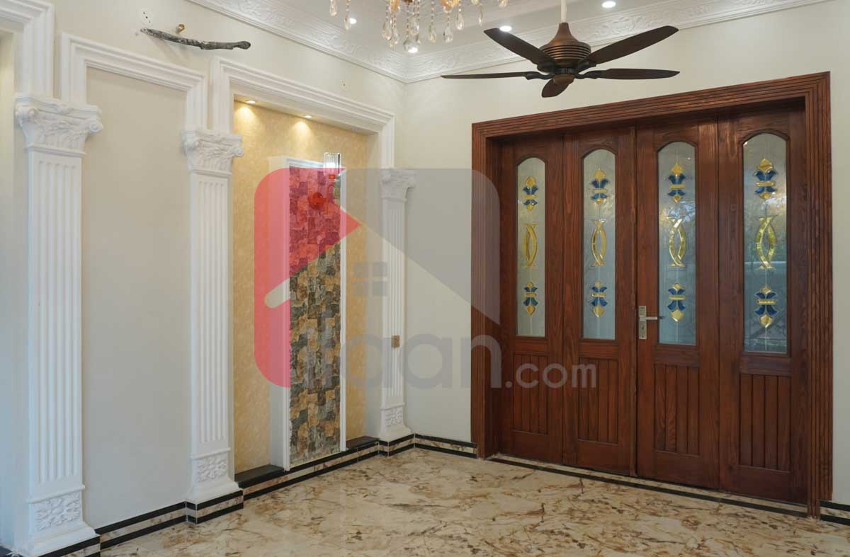 12 Marla House for Sale in Block F2, Phase 1, Johar Town, Lahore