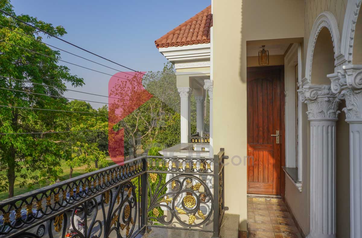12 Marla House for Sale in Block F2, Phase 1, Johar Town, Lahore