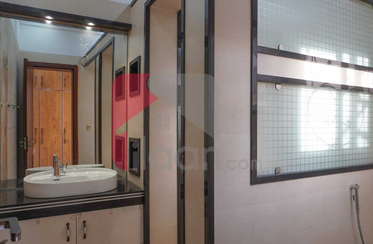 12 Marla House for Sale in Block F2, Phase 1, Johar Town, Lahore