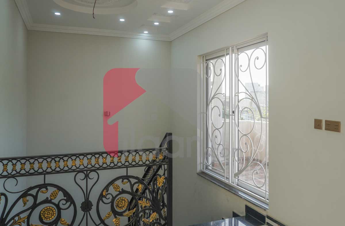 12 Marla House for Sale in Block F2, Phase 1, Johar Town, Lahore