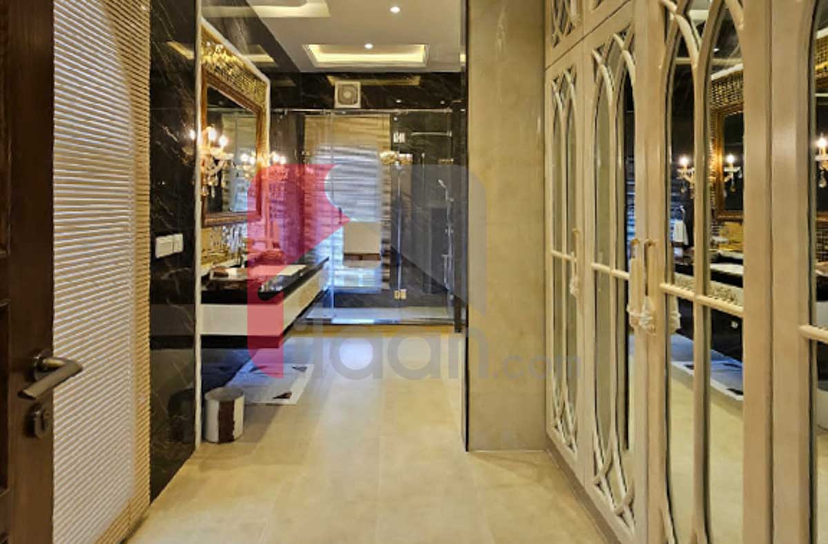 1 Kanal House for Sale in Block C, Phase 6, DHA Lahore
