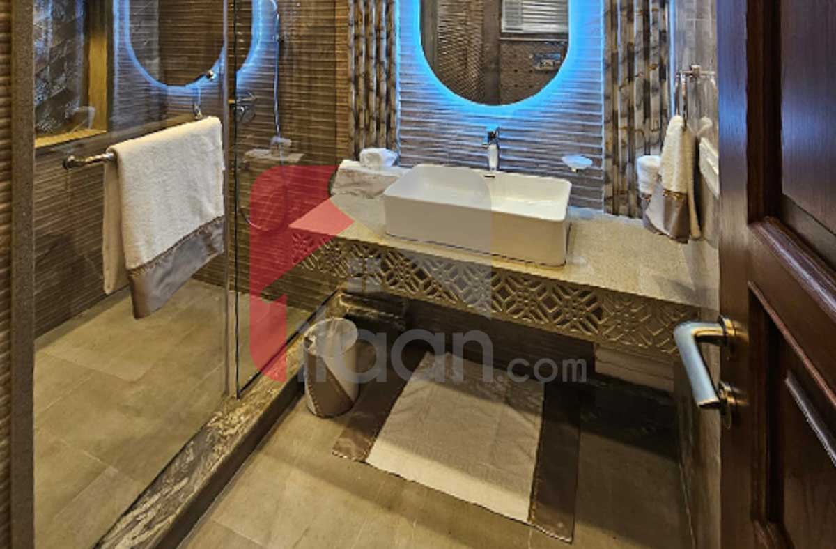 1 Kanal House for Sale in Block C, Phase 6, DHA Lahore